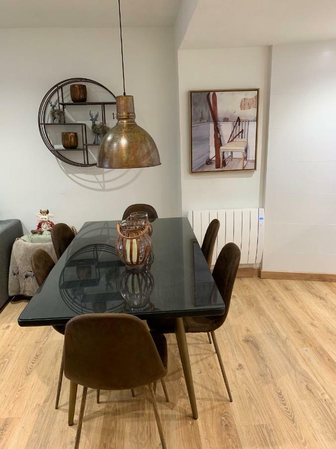 Apartaran 410 Vielha Eksteriør bilde